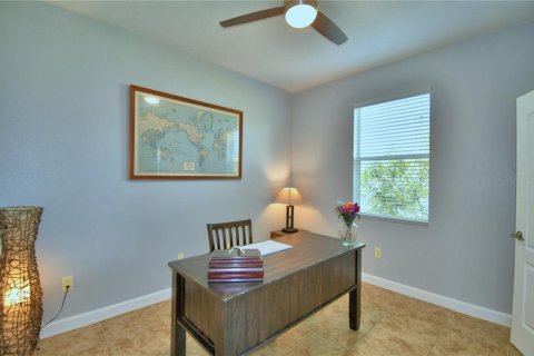 House in Davenport, Florida 4 bedrooms, 210.05 sq.m. № 1878113 - photo 18