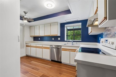 Condo in Seminole, Florida, 2 bedrooms № 2156073 - photo 7