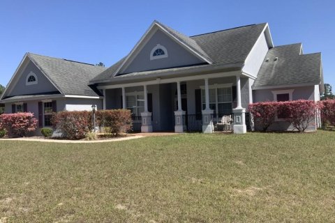 Casa en Dunnellon, Florida 3 dormitorios, 194.26 m2 № 1870975