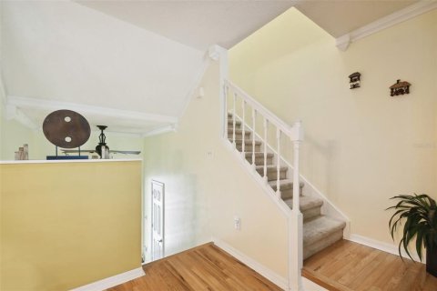 Townhouse in Tampa, Florida 2 bedrooms, 172.61 sq.m. № 2419803 - photo 17