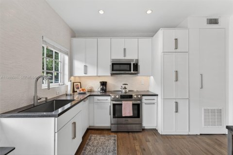 Купить кондоминиум в Майами-Бич, Флорида 1 спальня, 63.73м2, № 2046572 - фото 13