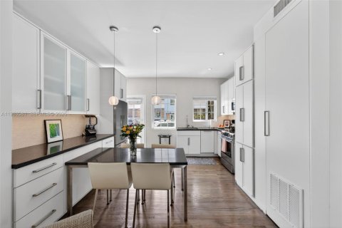 Купить кондоминиум в Майами-Бич, Флорида 1 спальня, 63.73м2, № 2046572 - фото 12