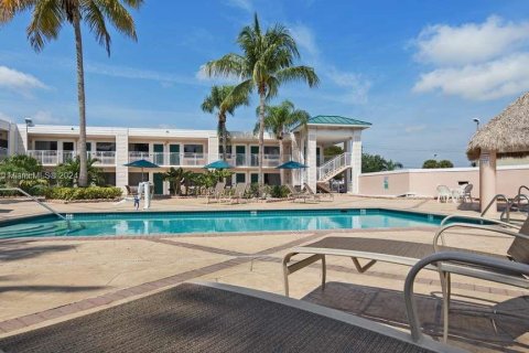 Hotel in Florida City, Florida № 1985486 - photo 5