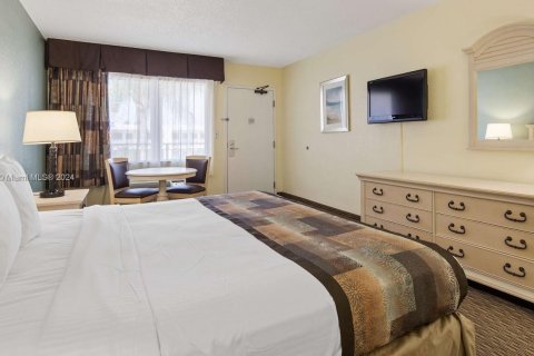 Hotel in Florida City, Florida № 1985486 - photo 8