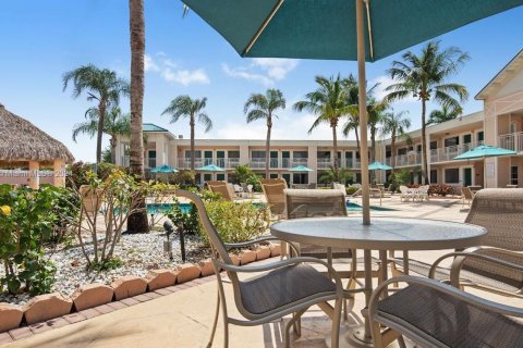 Hotel in Florida City, Florida № 1985486 - photo 12