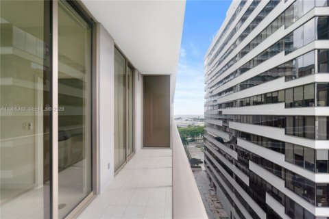 Купить кондоминиум в Майами, Флорида 1 спальня, 54.07м2, № 2088578 - фото 4