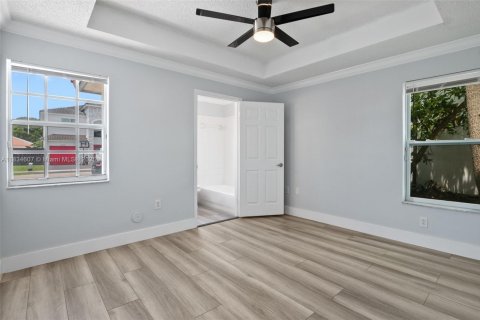 Купить виллу или дом в Майами, Флорида 4 спальни, 228.26м2, № 1825544 - фото 19