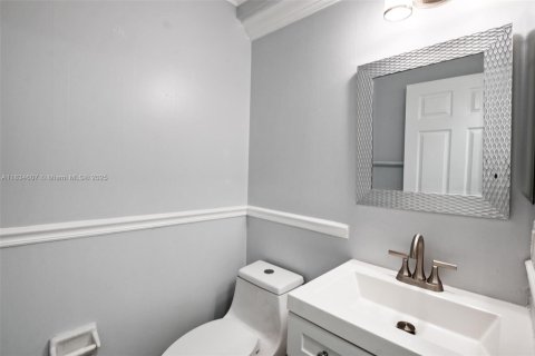 Купить виллу или дом в Майами, Флорида 4 спальни, 228.26м2, № 1825544 - фото 21