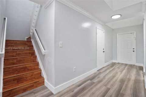 Купить виллу или дом в Майами, Флорида 4 спальни, 228.26м2, № 1825544 - фото 12