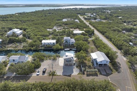 Casa en venta en Sugarloaf Key, Florida, 2 dormitorios, 93.65 m2 № 1924232 - foto 18
