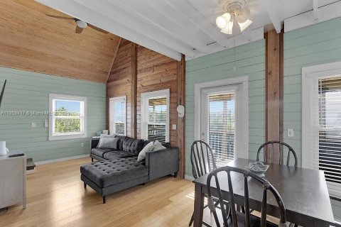 Casa en venta en Sugarloaf Key, Florida, 2 dormitorios, 93.65 m2 № 1924232 - foto 5