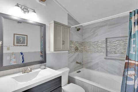 Casa en venta en Sugarloaf Key, Florida, 2 dormitorios, 93.65 m2 № 1924232 - foto 8