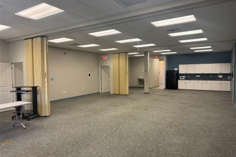 Commercial property in Gainesville, Florida 177.44 sq.m. № 2381333 - photo 7