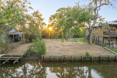 Terreno en venta en Tampa, Florida № 1583570 - foto 1