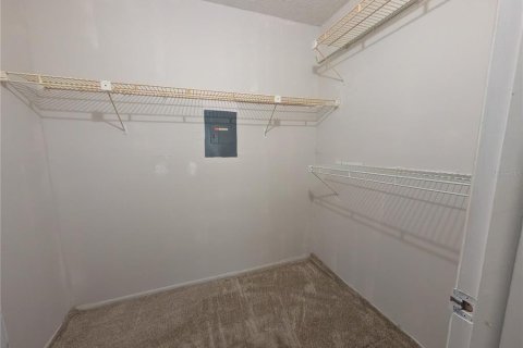Condo in Seminole, Florida, 2 bedrooms № 2148114 - photo 16