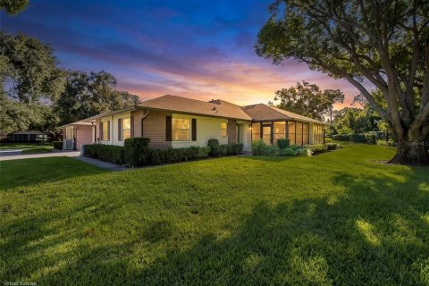 Condo à Dunedin, Floride, 2 chambres  № 2366988