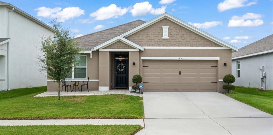 Casa en Odessa, Florida 3 dormitorios, 157 m2 № 1904063