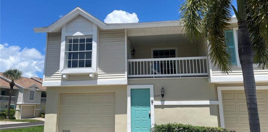 Touwnhouse à Treasure Island, Floride 2 chambres, 91.97 m2 № 2333938