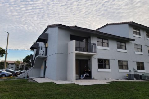 Купить кондоминиум в Майами, Флорида 2 спальни, 82.03м2, № 1957071 - фото 5