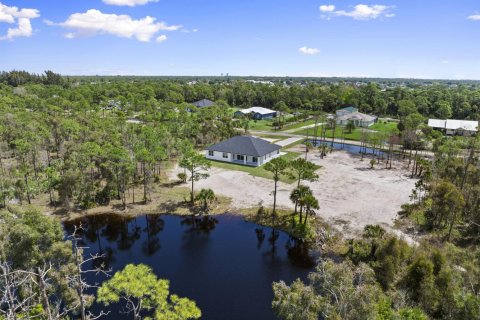 Casa en venta en Port St. Lucie, Florida, 4 dormitorios, 237.55 m2 № 2153862 - foto 13