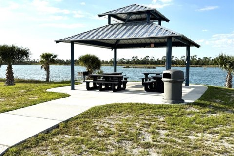 Land in Cape Coral, Florida № 2161559 - photo 14