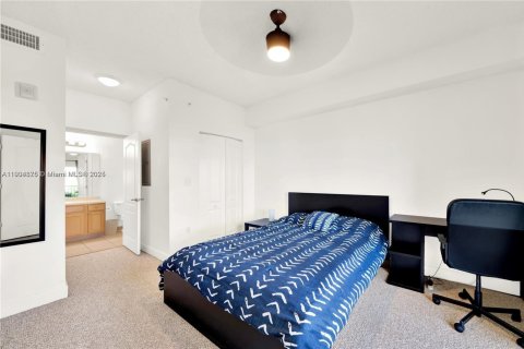 Condominio en venta en South Miami, Florida, 2 dormitorios, 93.83 m2 № 1956543 - foto 21