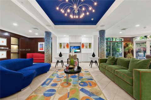 Condominio en venta en South Miami, Florida, 2 dormitorios, 93.83 m2 № 1956543 - foto 7