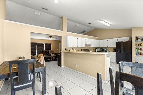 Casa en venta en Ocala, Florida, 4 dormitorios, 197.6 m2 № 2130384 - foto 12