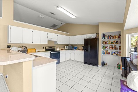 Casa en venta en Ocala, Florida, 4 dormitorios, 197.6 m2 № 2130384 - foto 16