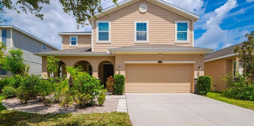 House in Riverview, Florida 5 bedrooms, 347.18 sq.m. № 1866618
