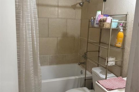 Immobilier commercial à vendre à Venice, Floride: 5 chambres, 162.21 m2 № 1856534 - photo 6