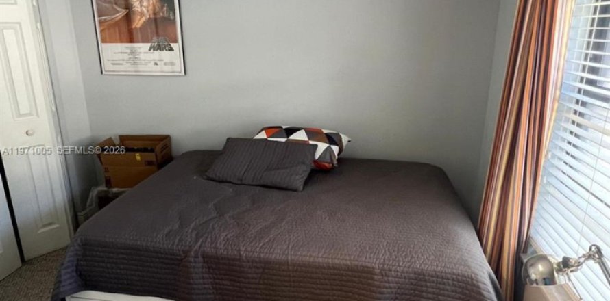 Дом в Санрайз, Флорида 1 спальня, 124.12м2 № 2032654