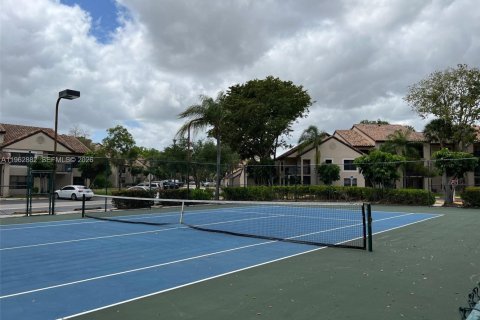 Copropriété à louer à Pompano Beach, Floride: 1 chambre, 43.66 m2 № 2025839 - photo 2