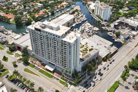 Immobilier commercial à North Miami, Floride № 2077661