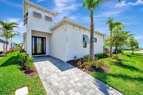 Casa en alquiler en Bradenton, Florida, 3 dormitorios, 218.69 m2 № 1905860 - foto 1