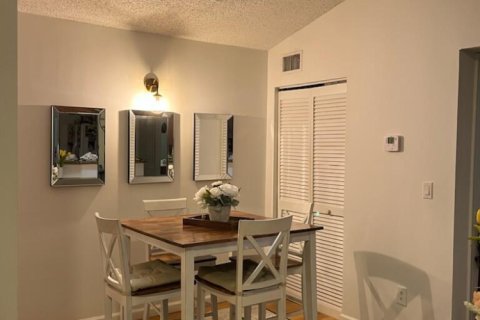 Condo in Delray Beach, Florida, 1 bedroom  № 2389816 - photo 3