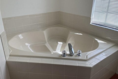 Casa en venta en Kissimmee, Florida, 3 dormitorios, 149.48 m2 № 1835054 - foto 11