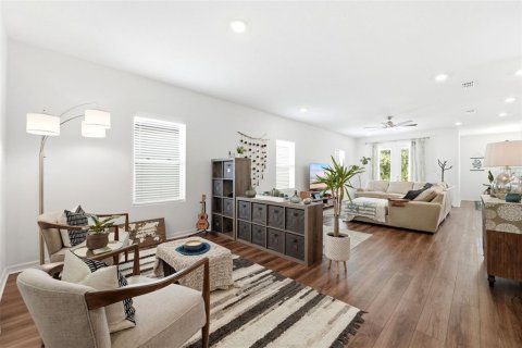 Villa ou maison à vendre à DeLand, Floride: 3 chambres, 205.69 m2 № 2197686 - photo 5
