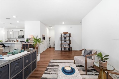 Villa ou maison à vendre à DeLand, Floride: 3 chambres, 205.69 m2 № 2197686 - photo 4