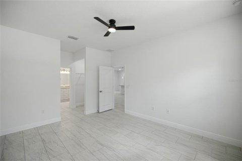Villa ou maison à vendre à Citrus Springs, Floride: 4 chambres, 169.73 m2 № 2148403 - photo 10