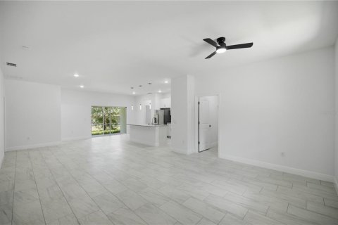 Villa ou maison à vendre à Citrus Springs, Floride: 4 chambres, 169.73 m2 № 2148403 - photo 7
