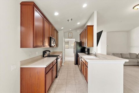 Condo in Riverview, Florida, 2 bedrooms  № 1657842 - photo 17
