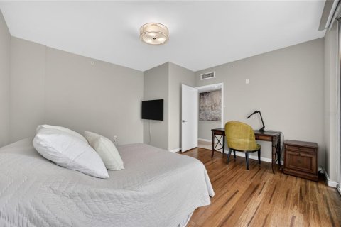 Condo in Fort Lauderdale, Florida, 2 bedrooms  № 2427483 - photo 13