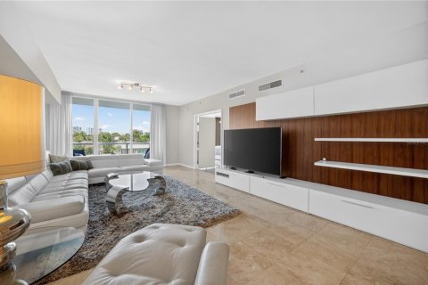 Condo in Fort Lauderdale, Florida, 2 bedrooms  № 2427483 - photo 28