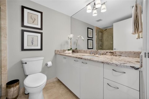 Condo in Fort Lauderdale, Florida, 2 bedrooms  № 2427483 - photo 17