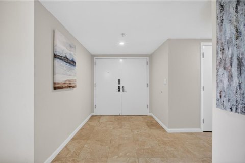 Condo in Fort Lauderdale, Florida, 2 bedrooms  № 2427483 - photo 21