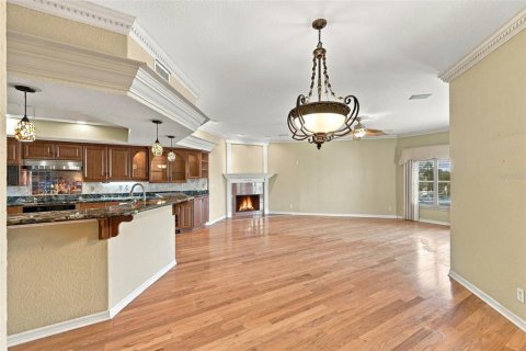 Adosado en venta en Saint Pete Beach, Florida, 3 dormitorios, 260.13 m2 № 2425351 - foto 9