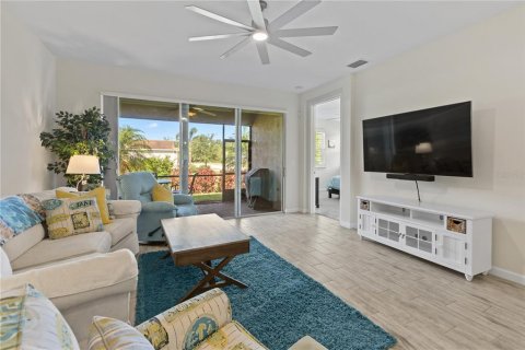 House in Sarasota, Florida 2 bedrooms, 155.8 sq.m. № 1769831 - photo 13