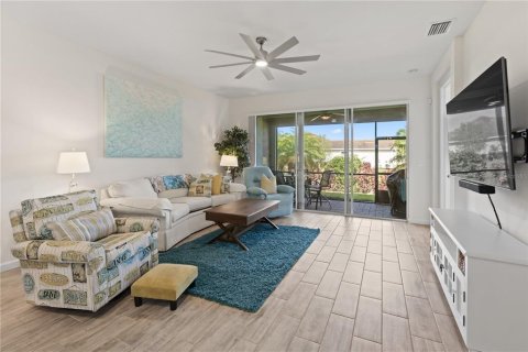 House in Sarasota, Florida 2 bedrooms, 155.8 sq.m. № 1769831 - photo 12