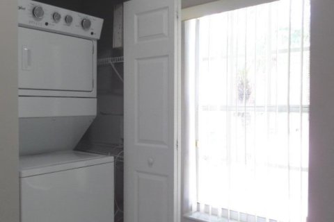Купить таунхаус в Уэст-Палм-Бич, Флорида 3 комнаты, 128.48м2, № 2242653 - фото 8